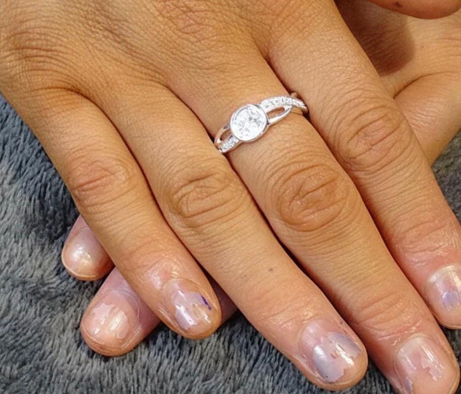 Memorial Ashes Ring – Cremation Keepsake Jewellery – Remembrance Ring for Loved Ones