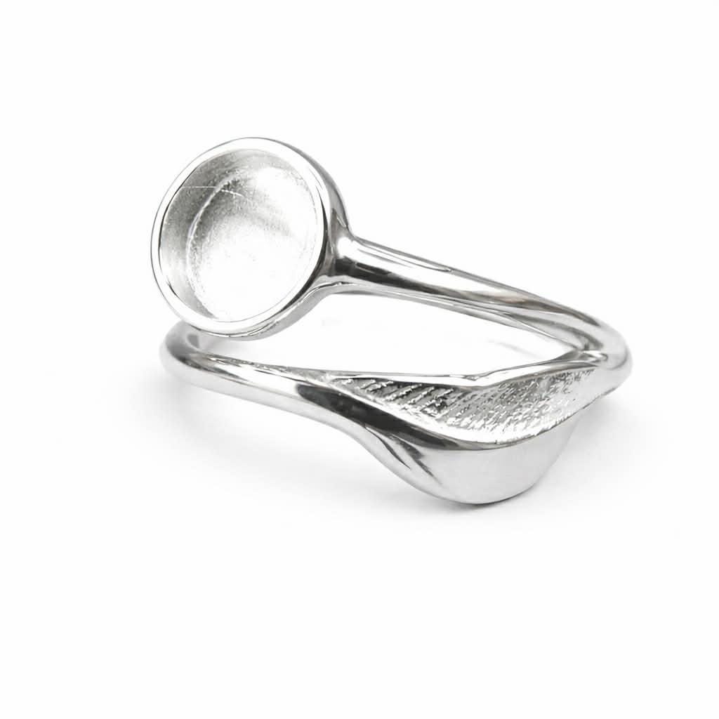 Personalised Sterling Silver Memorial Ring – Round Bezel Cremation Keepsake