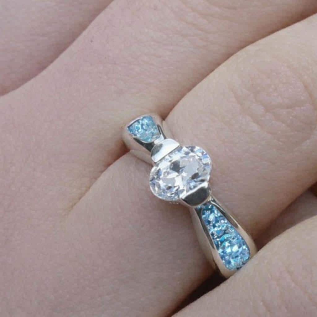 Sterling silver ashes ring with cz for cremation loved one’s memories pet loss