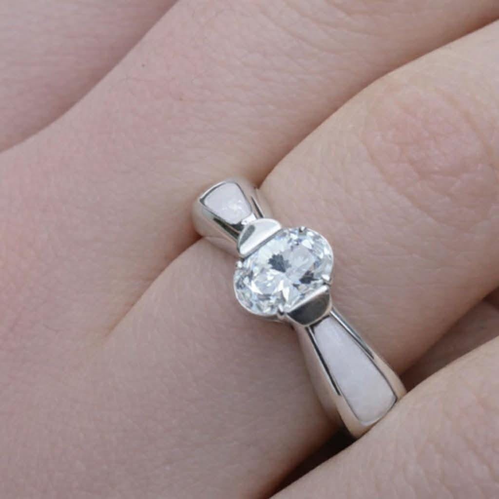 Sterling silver ashes ring with cz for cremation loved one’s memories pet loss