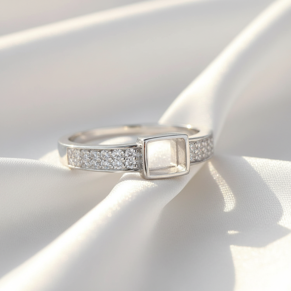 Personalised Sterling Silver Memorial Ring – Empty Square Bezel with CZ Shoulders